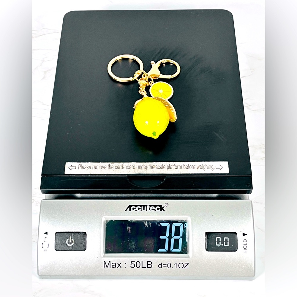 Source Unknown Lemon Keychain with Gold and Yellow Accents - Picture 5 of 5